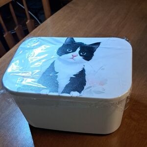 Cat-Themed White Storage Box/ BUNDLE ONLY 2 OR MORE ITEMS TO PURCHASE